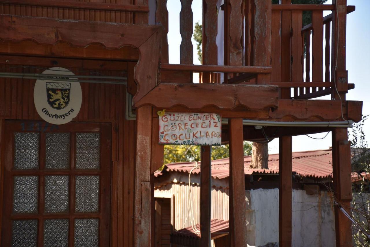 Casa Roja Cedit Exterior foto
